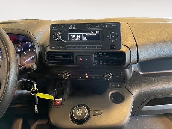 Citroen Berlingo 11 of 26