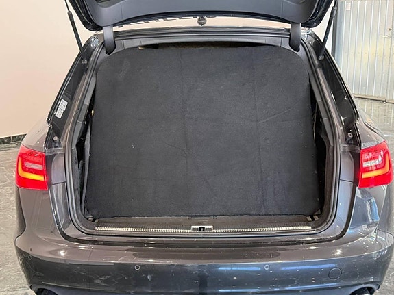 Audi A6 7 of 12