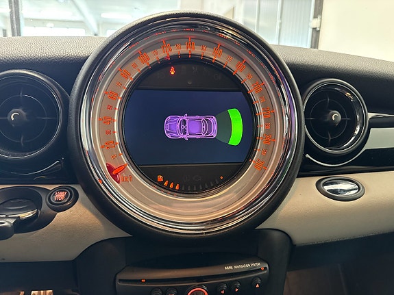 MINI Coupé Cooper S 15 of 17
