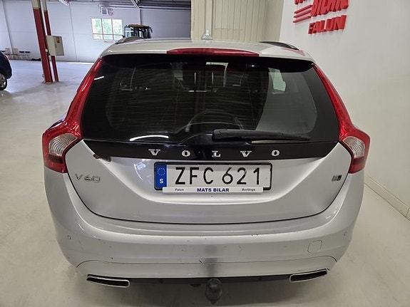 Volvo V60 7 of 10