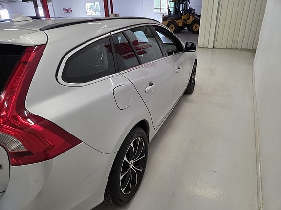 Volvo V60 6 of 10