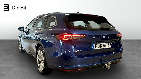 Skoda Superb 3 of 5