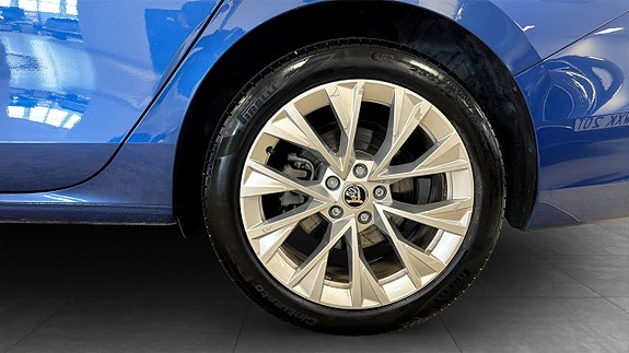 Skoda Superb 6 of 12
