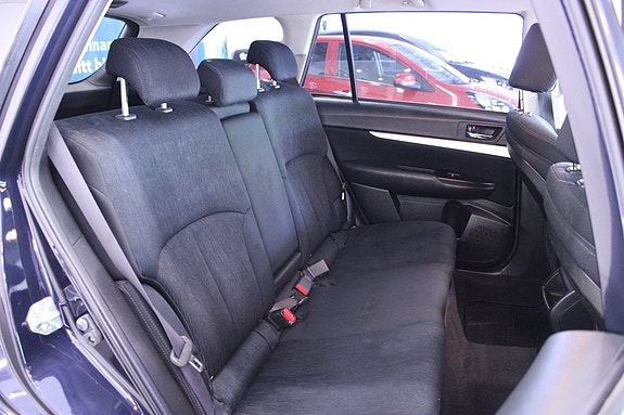 Subaru Outback 14 of 27