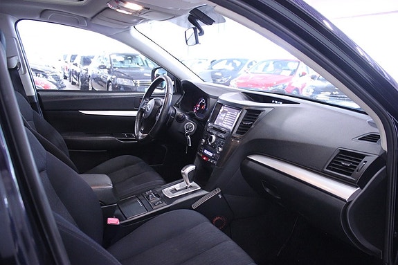 Subaru Outback 15 of 27