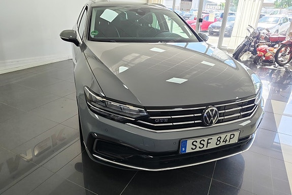 Volkswagen Passat 5 of 5
