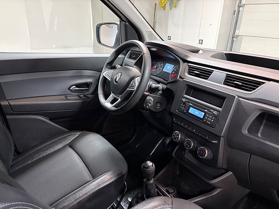 Renault Kangoo Express 8 of 10