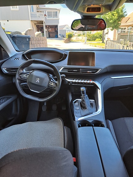 Peugeot 3008 4 of 5