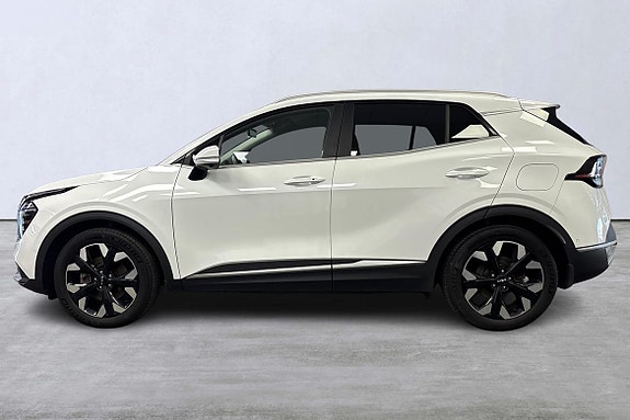 Kia Sportage 2 of 5