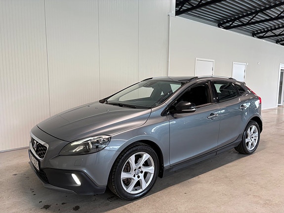 Volvo V40 Cross Country 4 of 5