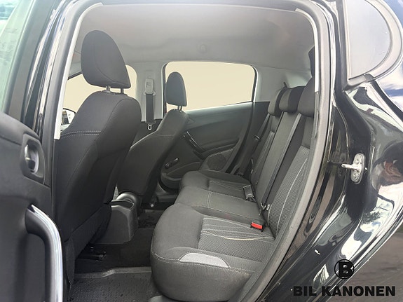 Peugeot 208 9 of 10