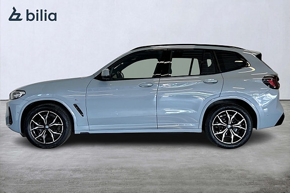 BMW X3 4 of 5