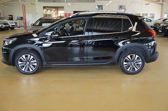 Peugeot 2008 3 of 5