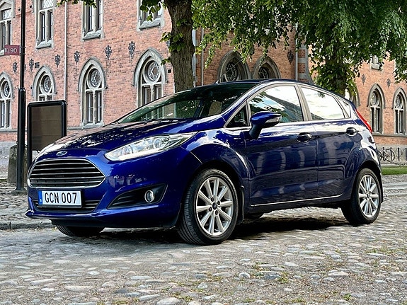 Ford Fiesta 3 of 5