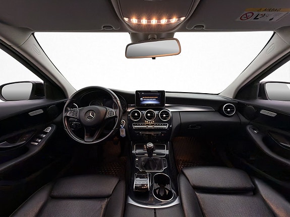 Mercedes-Benz C220 13 of 30