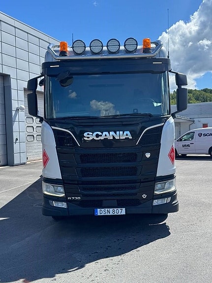 Scania R 730 8x4*4 Benalu Tipp 2 of 9
