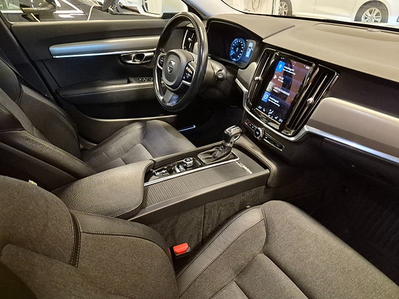 Volvo V90 9 of 11