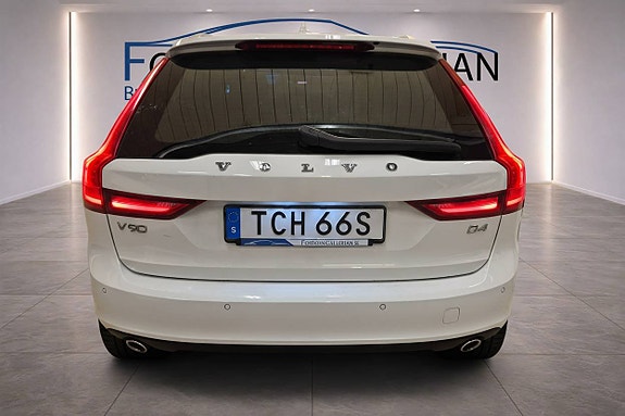 Volvo V90 5 of 5