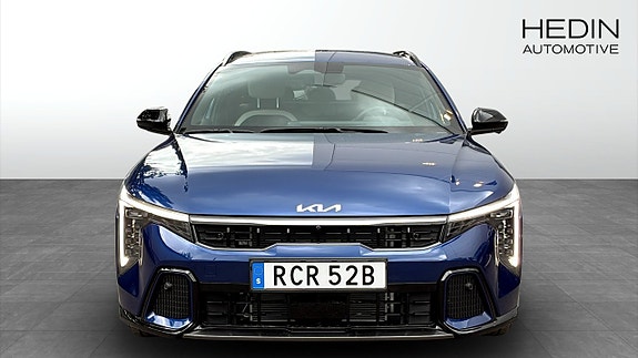 Kia K4 2 of 5