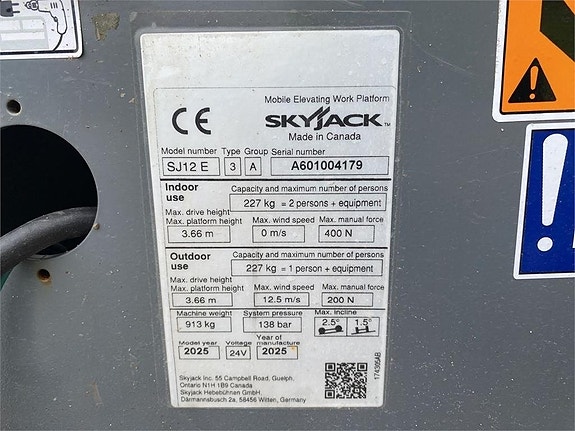 SkyJack SJ12 E 9 of 10