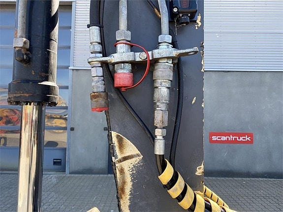 Terex TC125 9 of 12
