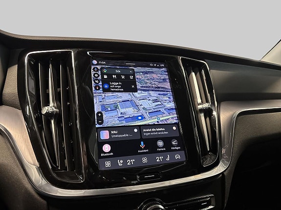 Volvo V60 Cross Country 15 of 18