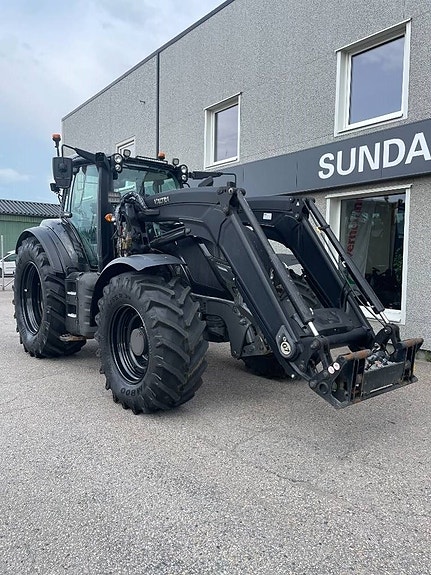 Valtra T 174 E 2 of 7