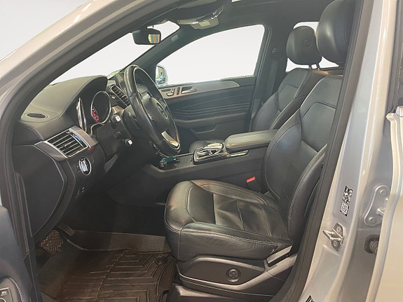 Mercedes-Benz GLE350 d 9 of 26