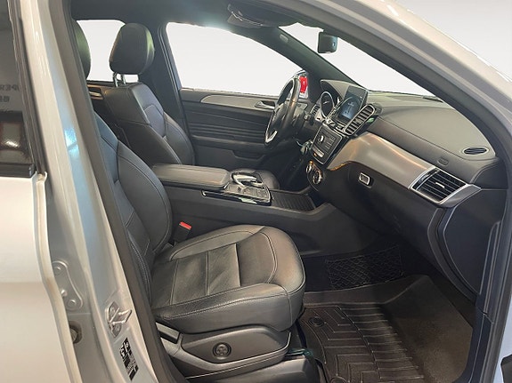 Mercedes-Benz GLE350 d 15 of 26