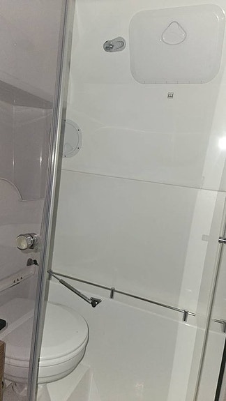 Jeanneau 10.5 WA / 2X Yamaha 350 hk / 2019 / 8 380 kr/mån 7 of 11