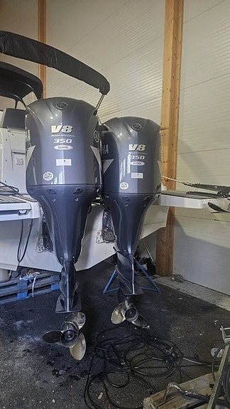 Jeanneau 10.5 WA / 2X Yamaha 350 hk / 2019 / 8 380 kr/mån 2 of 11