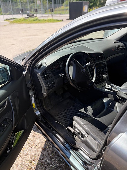Volvo S60 23 of 30