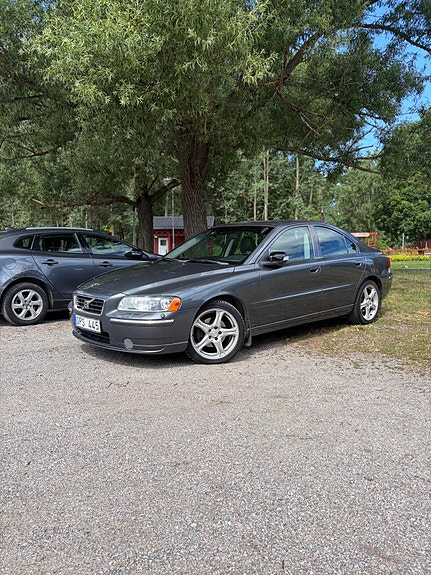 Volvo S60 5 of 30