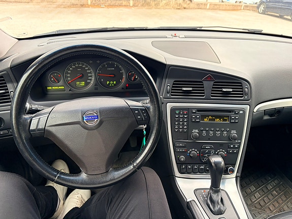 Volvo S60 24 of 30