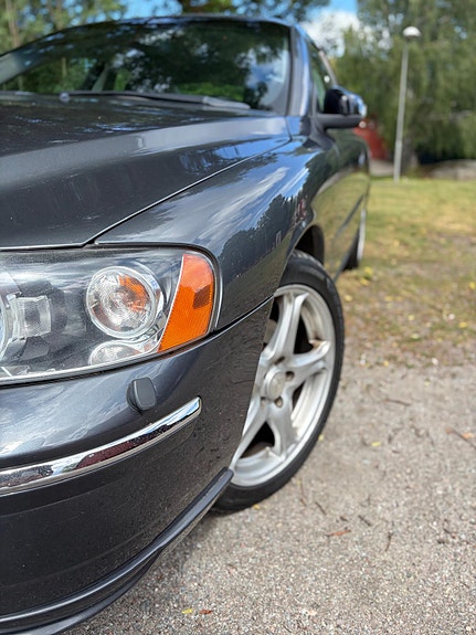 Volvo S60 14 of 30