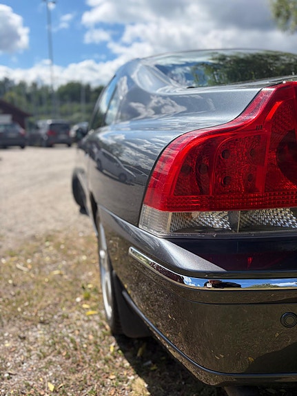 Volvo S60 15 of 30