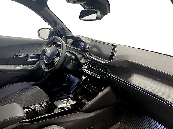 Peugeot 2008 14 of 14