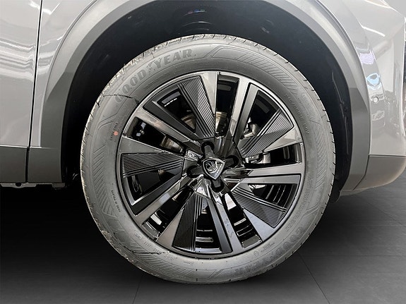 Peugeot 2008 8 of 14