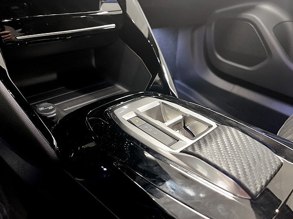 Peugeot 2008 13 of 14