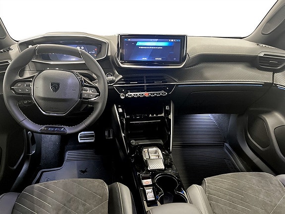 Peugeot 2008 3 of 5