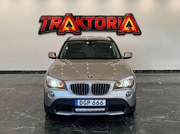BMW X1 3 of 12