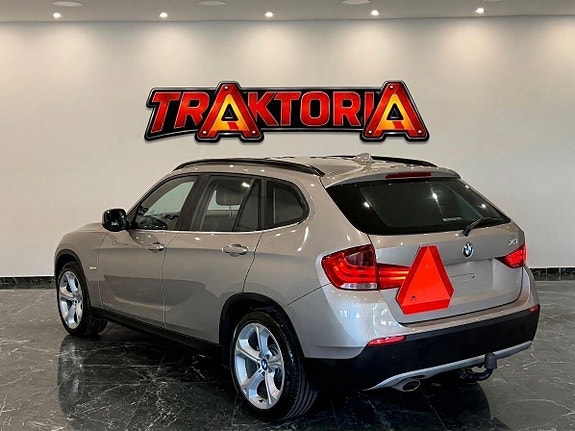 BMW X1 4 of 12