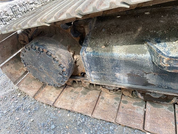 Komatsu PC 240 LC 8 of 8
