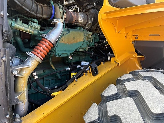 Volvo L 70 H 16 of 20