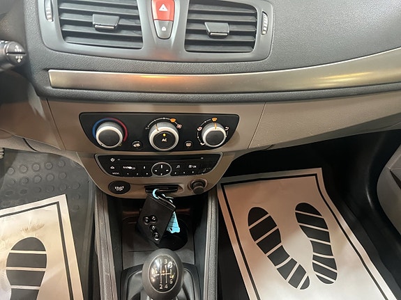 Renault Megane 11 of 19