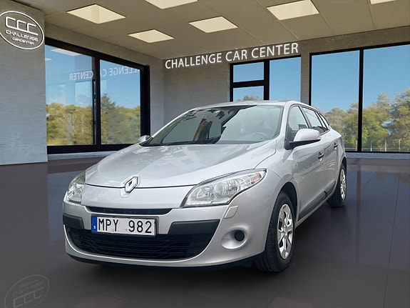 Renault Megane 2 of 19