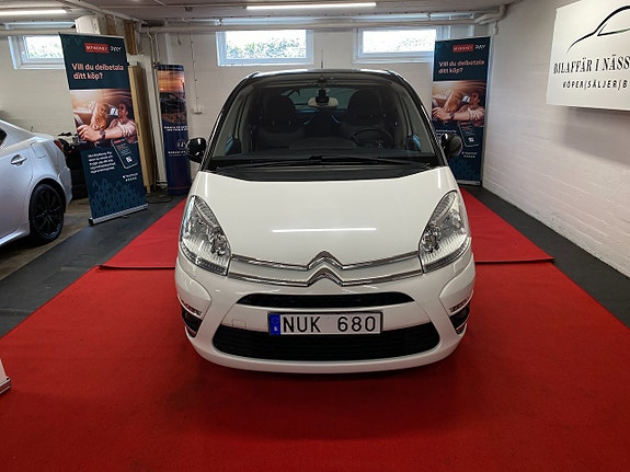 Citroen C4 Picasso 2 of 5