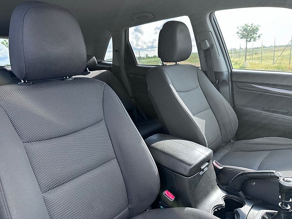 Kia Sorento 10 of 19