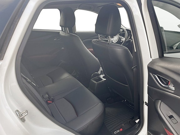 Mazda CX-3 14 of 17
