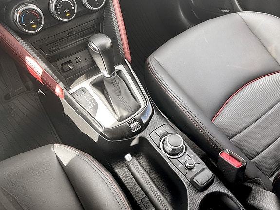 Mazda CX-3 12 of 17
